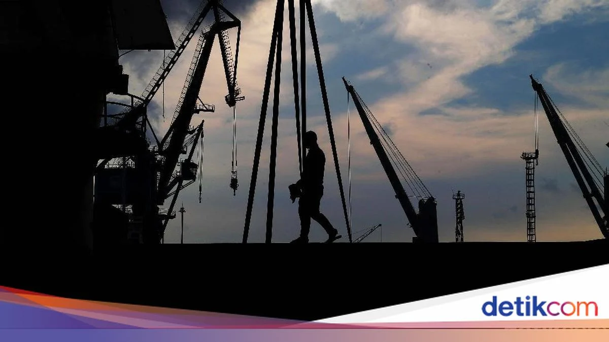 Sinyal Bahaya di Balik Angka: Ekonomi Indonesia Memburuk, Para Ahli Angkat Bicara