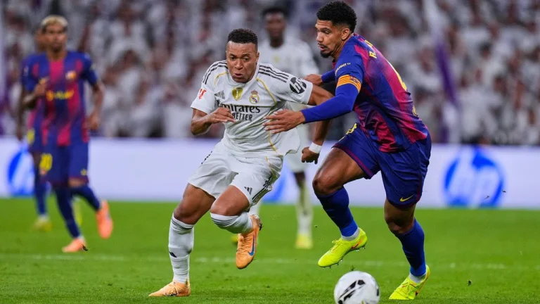 Skor Real Madrid 1-2 di Camp Nou: Mbappé Patahkan Rekor Barcelona, Mourinho Kembali ke Puncak