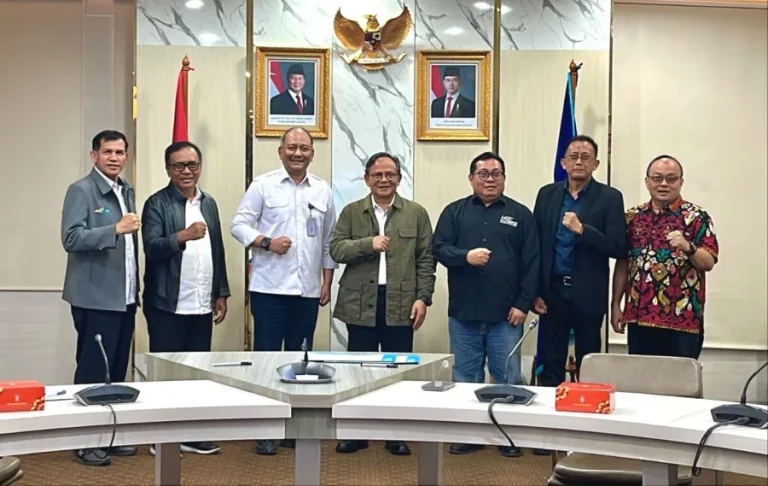 SMSI dan RRI Teken MoU Perangi Hoaks, Bentengi Informasi Publik di Era Digital
