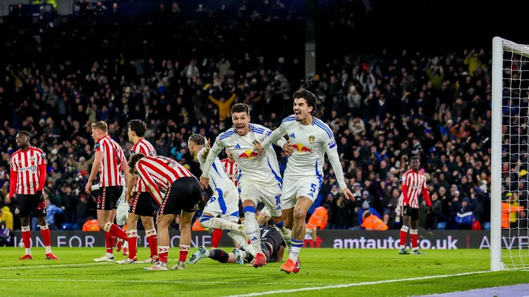 Sunderland vs Leeds Berakhir Tanpa Gol: Storm Boelo dan Kiper Jadi Bintang di Stadium of Light