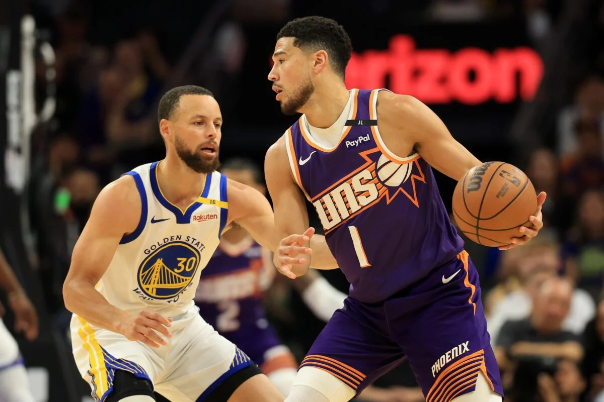 Suns vs Warriors: Booker Bersinar, Curry Tertunduk – Golden State Terpuruk 0-3