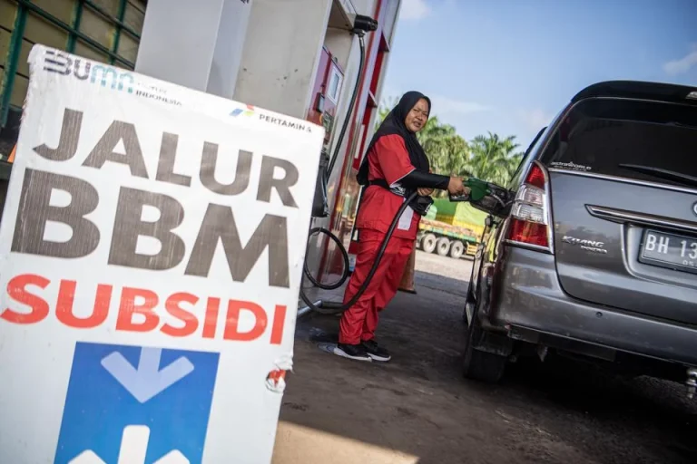 Surplus Rp30 Triliun di Tengah Badai Mafia: Ketika PNBP Energi Jadi Penambal Subsidi BBM yang Bocor