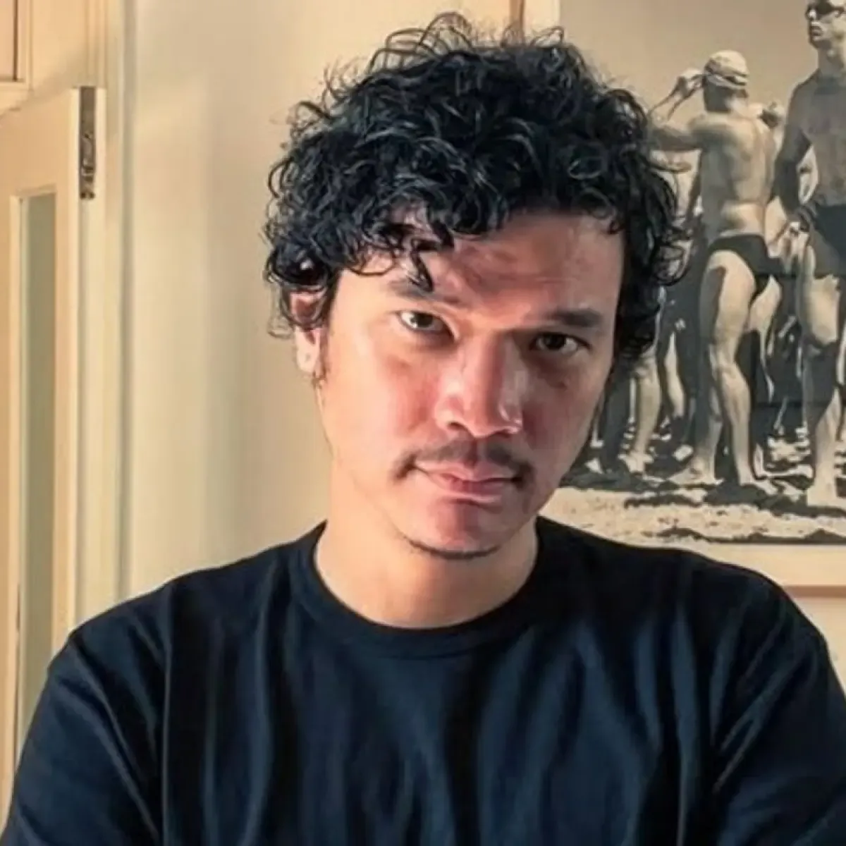 Timo Tjahjanto Sutradarai Film Aksi Komedi The Burnout, Proyek Hollywood Terbaru yang Menggabungkan Komedi dan Spionase