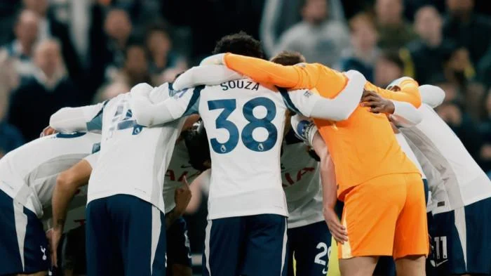 Tottenham vs Crystal Palace: De Zerbi Bidik Tiga Kemenangan Beruntun, Sage di Ujung Tanduk