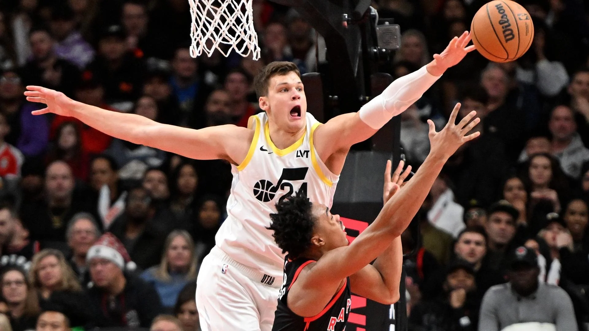 Walker Kessler Sempurna 12/12, Lakers Pesta Gol di Debut Tanpa LeBron