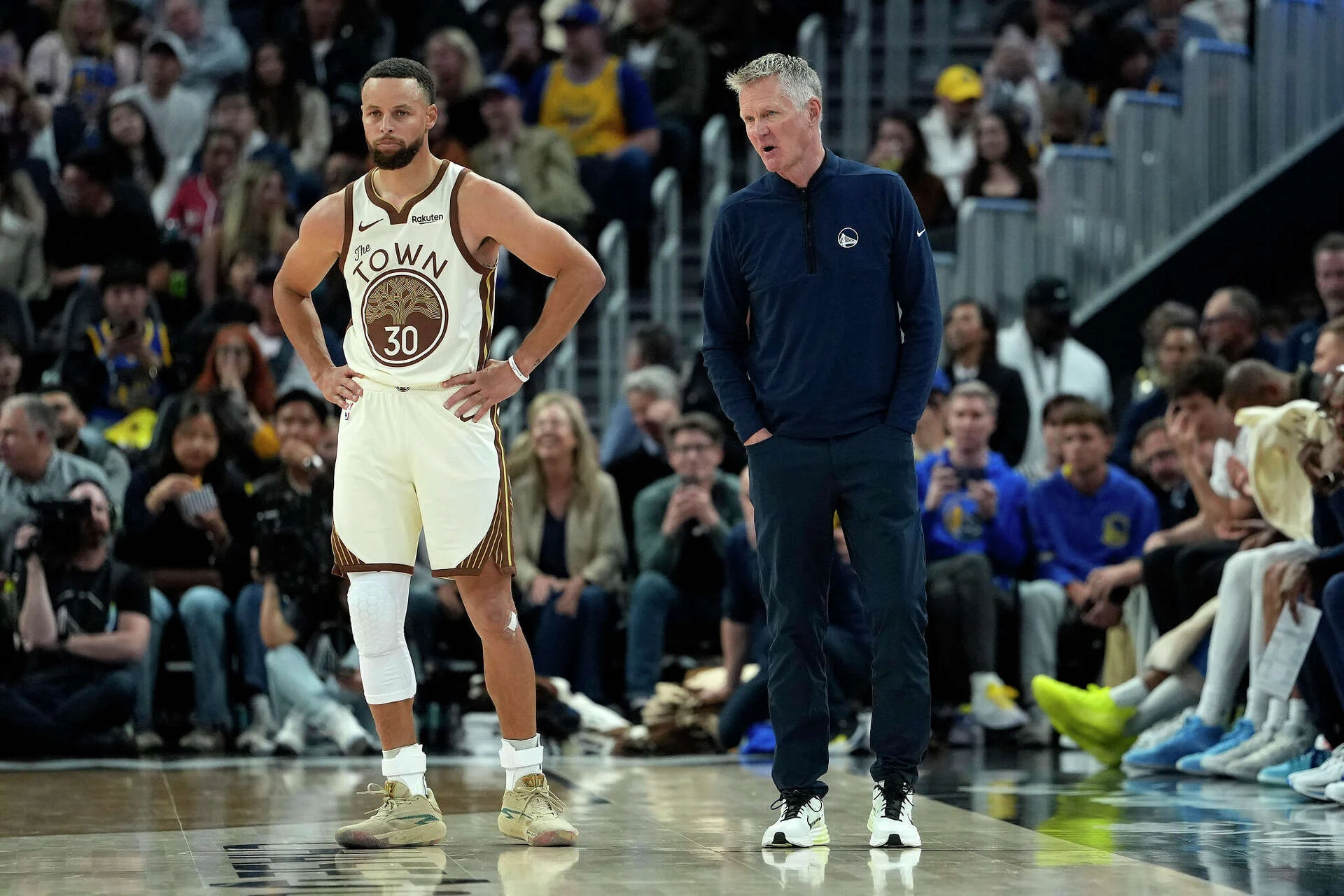 Warriors di Pusaran Drama: Dari Comeback Dramatis hingga Kritik Tajam Steve Kerr
