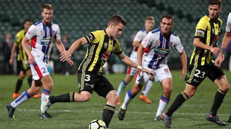 Wellington Phoenix Cetak Sejarah Baru: Puncaki Klasemen dengan Start Terbaik Sepanjang Masa