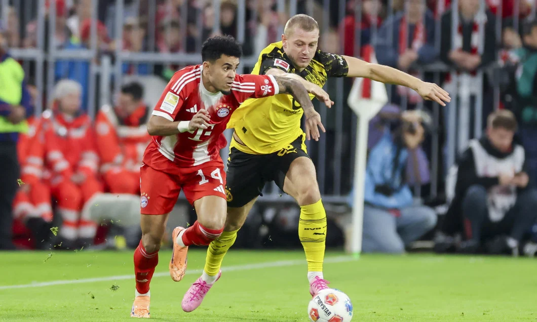 Der Klassiker Memanas: Bayern Munchen Tekuk Dortmund 2-1 di Tengah Badai Cedera dan Kontroversi Ballack